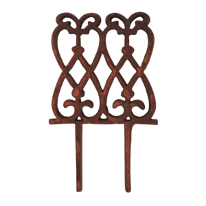 Small fleur de lis cast iron lawn fence